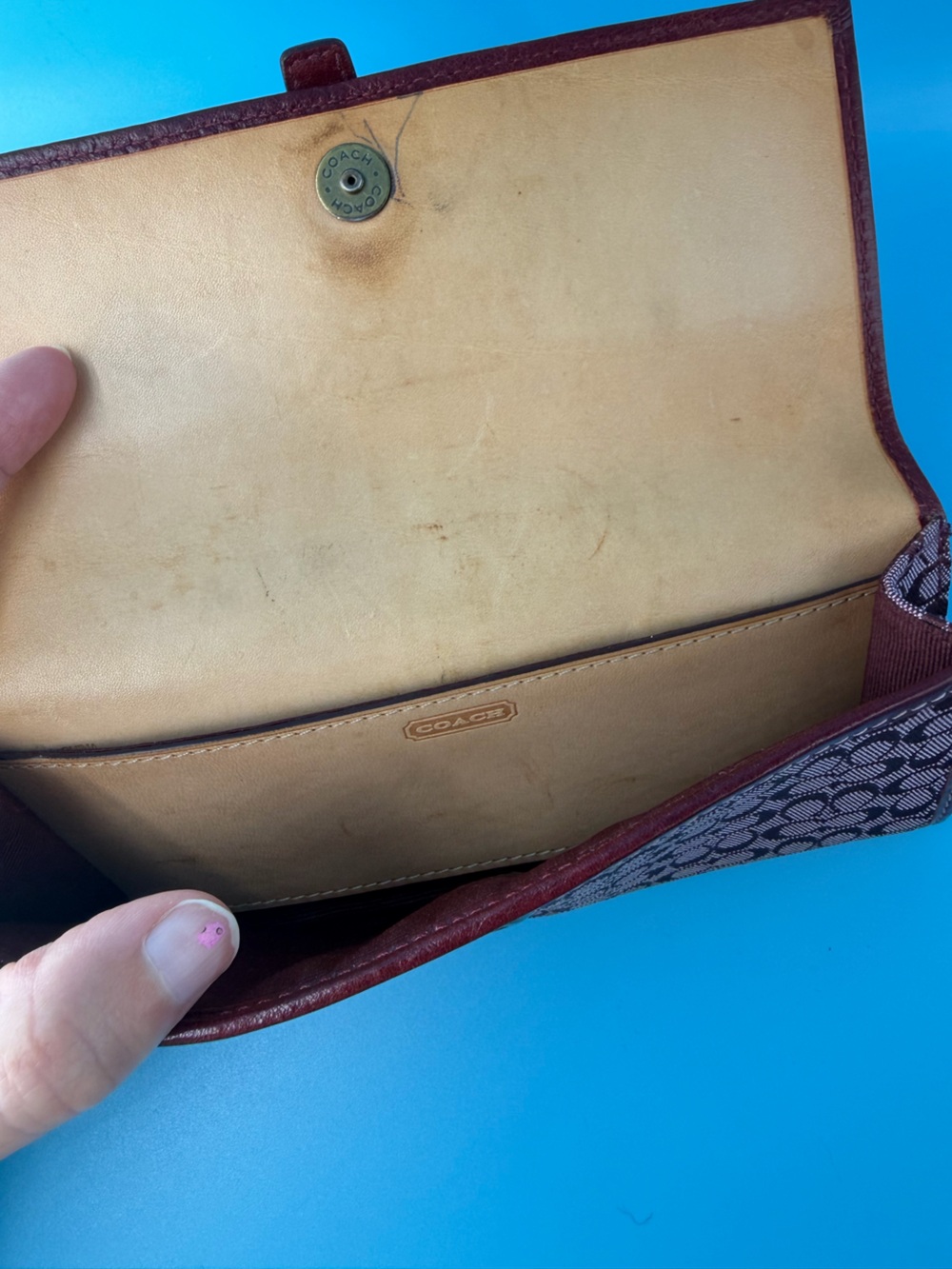 Coach 90s Y2K Vintage Signature Logo Jacquard Print Burgundy Leather Bill Wallet - Picture 7 of 9